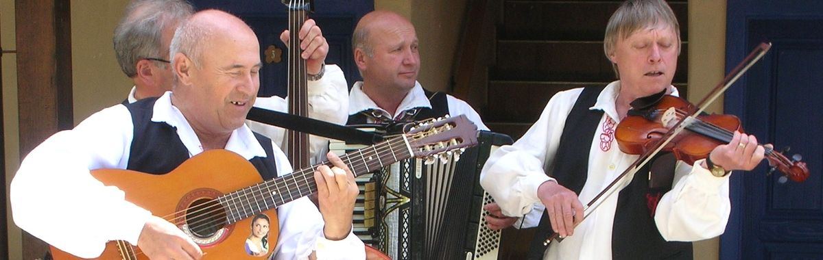 Cheerily performing musicians are a frequent sight everywhere in Croatia.