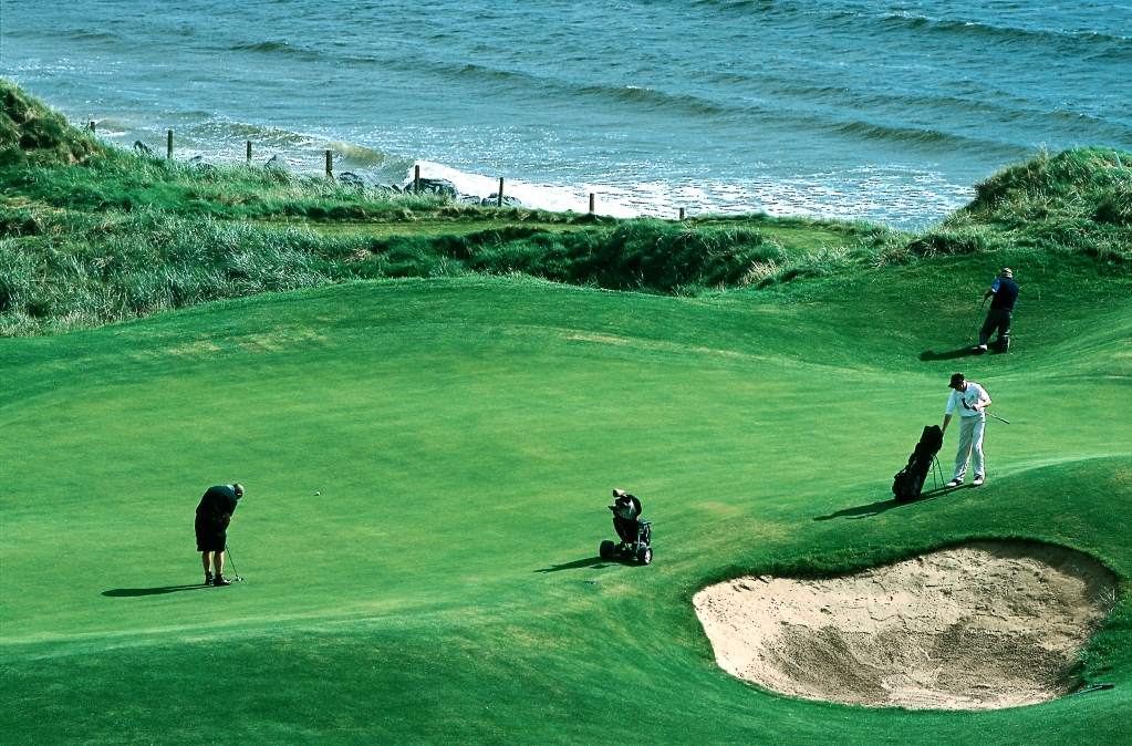 The Lahinch Golf Club was founded in 1893.