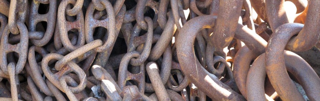Huge links of heavy iron chains: Minds cannot be enchained.