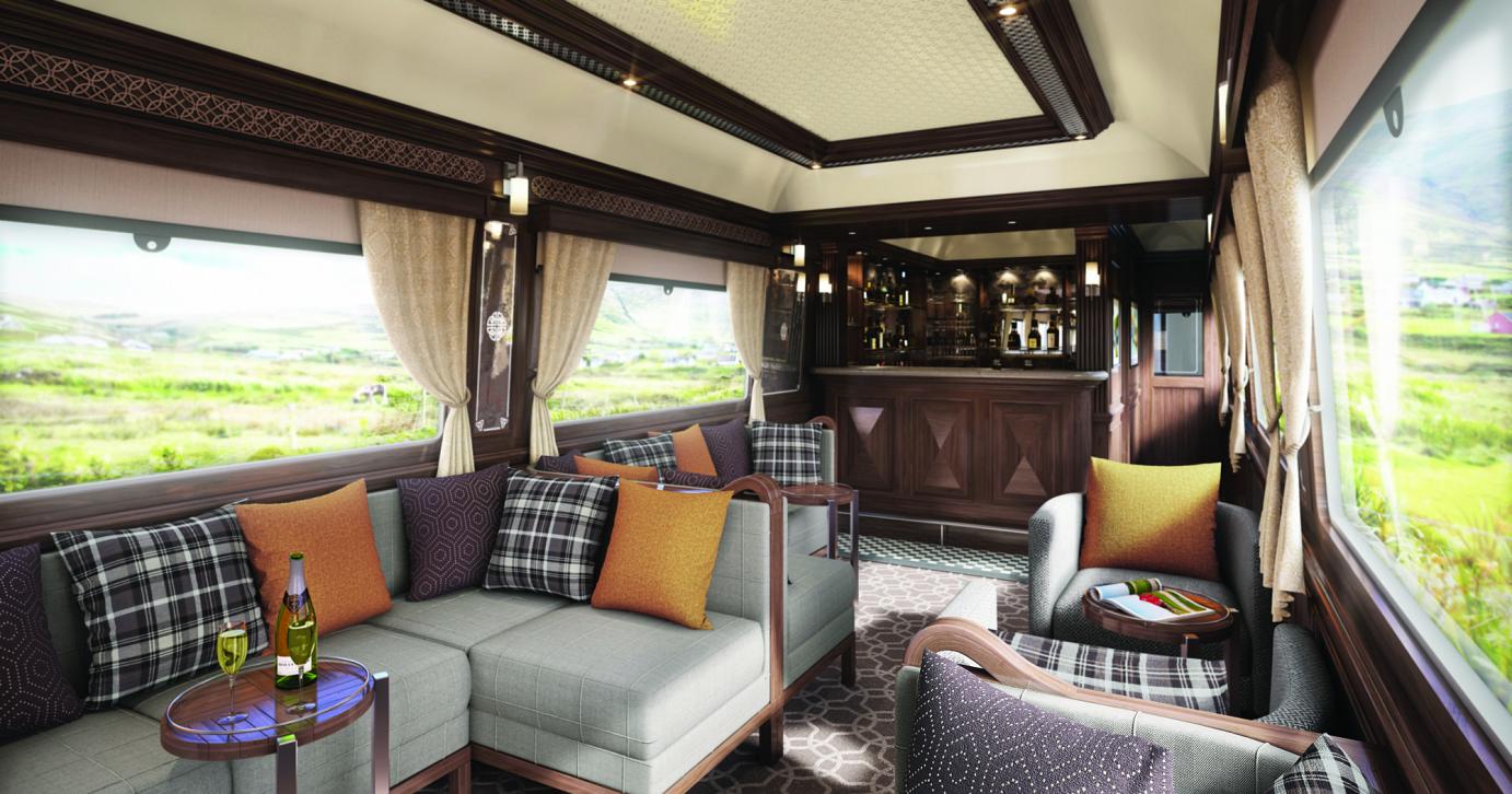 The Grand Hibernian Observation Car resembles the warm atmosphere of a Dublin saloon. 